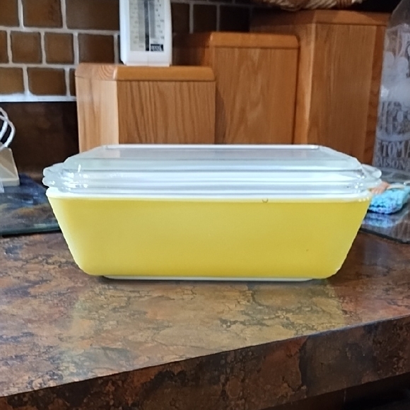 Pyrex Other - Pyrex Casserole Dish W Lid